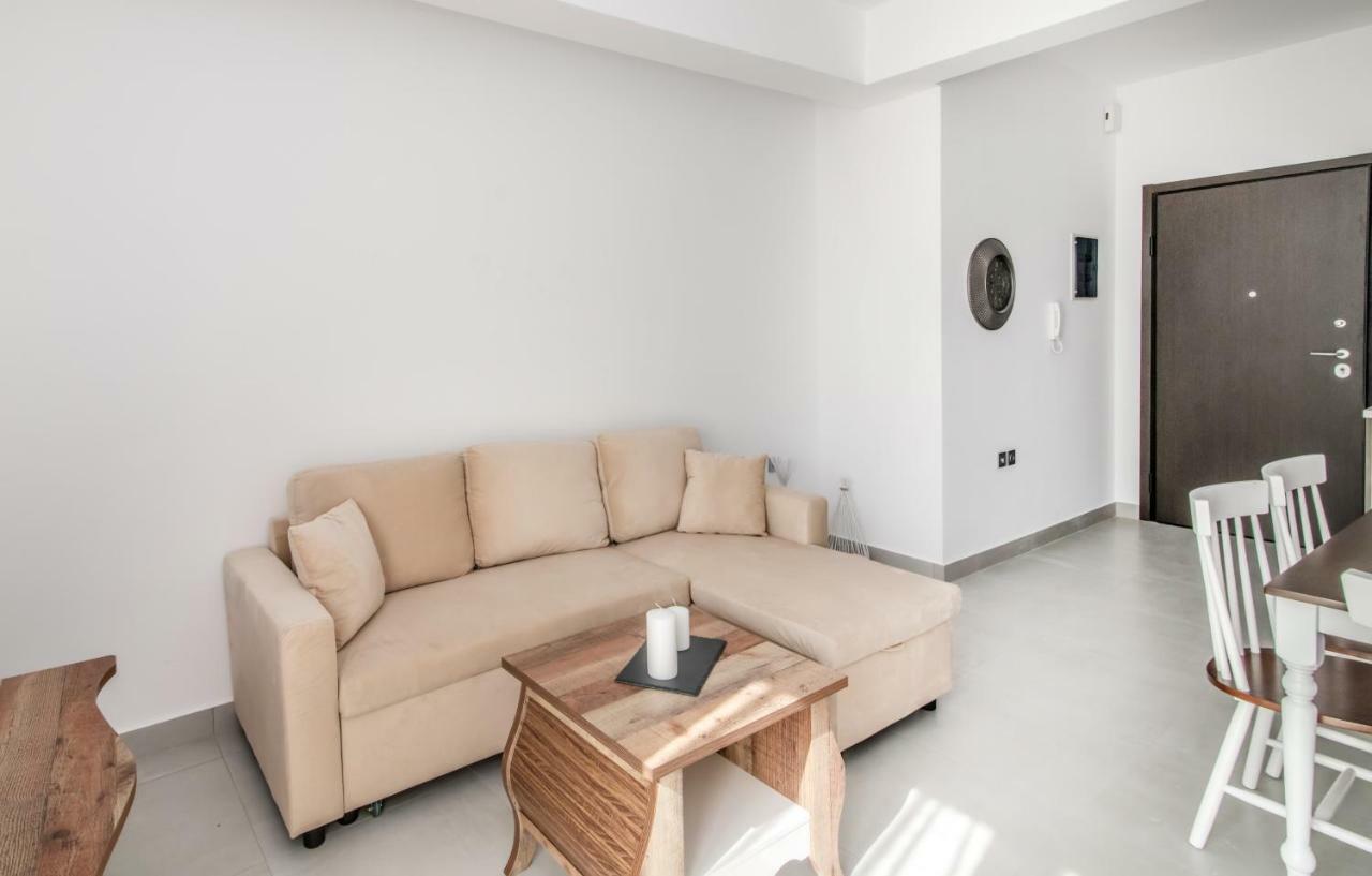 Lux 'N Comfort Apartments Tinos ภายนอก รูปภาพ