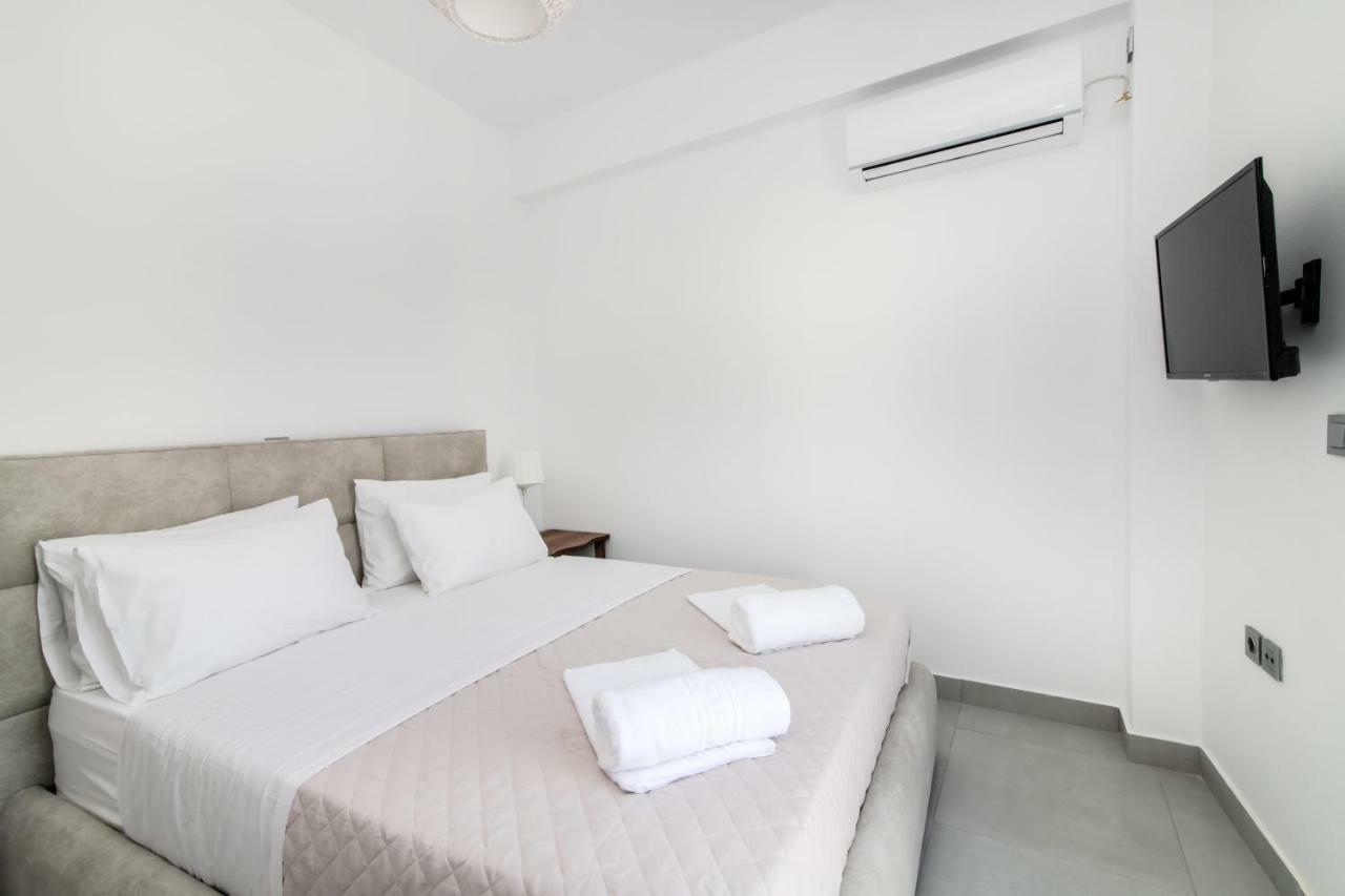Lux 'N Comfort Apartments Tinos ภายนอก รูปภาพ