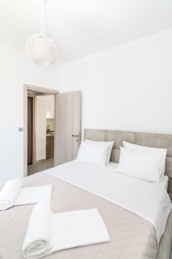 Lux 'N Comfort Apartments Tinos ภายนอก รูปภาพ
