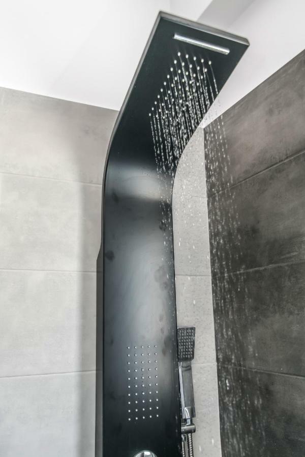 Lux 'N Comfort Apartments Tinos ภายนอก รูปภาพ